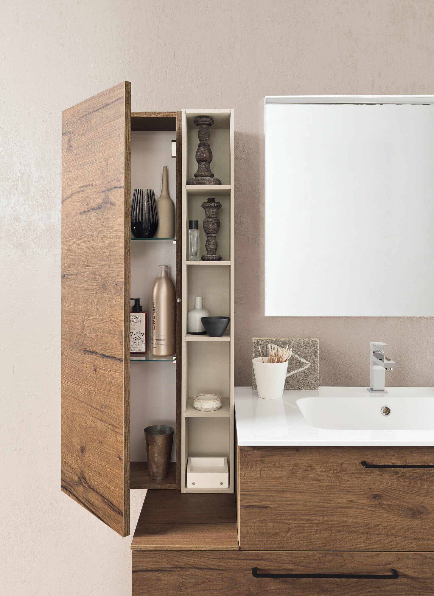 Small Areas Can Make Daring Statements: The Powder Room