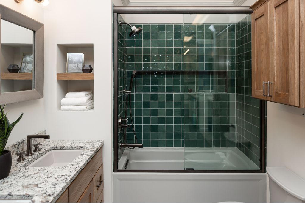 Trendy Design Concepts for Loos with Tub and Bathe Combos